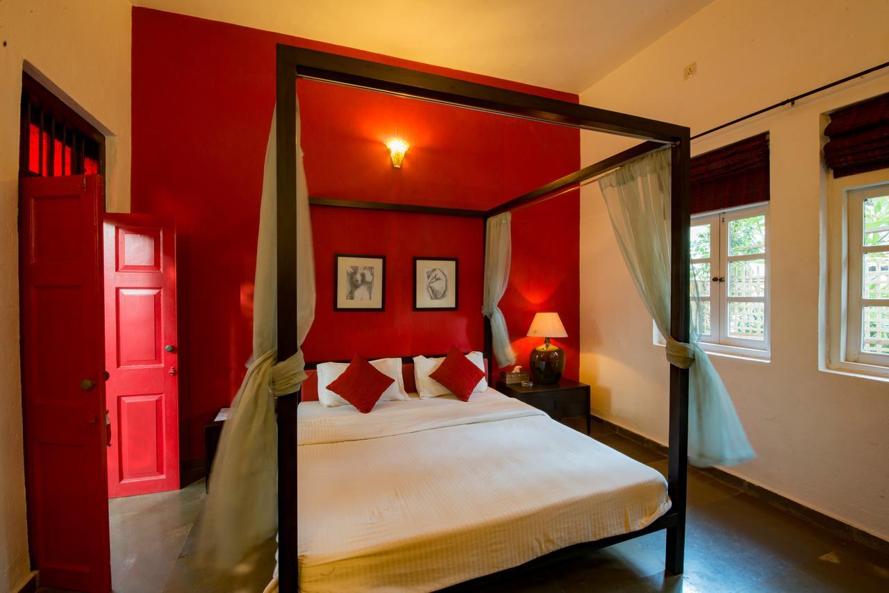 Waters Boutique Hotel By Spectrum Holiday Гоа Экстерьер фото